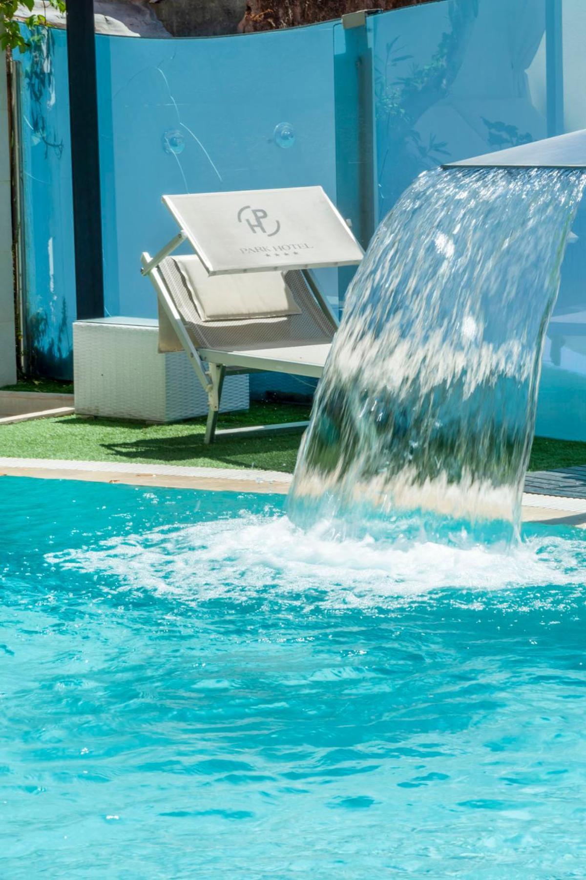 Park Hotel Cattolica Esterno foto