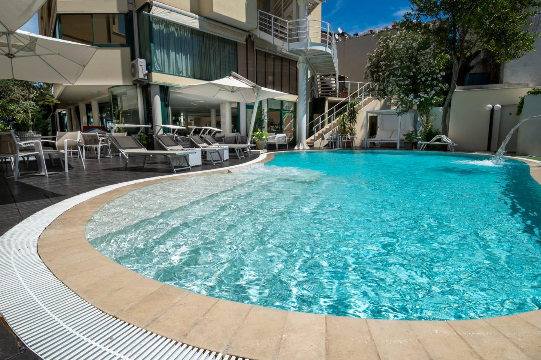 Park Hotel Cattolica Esterno foto