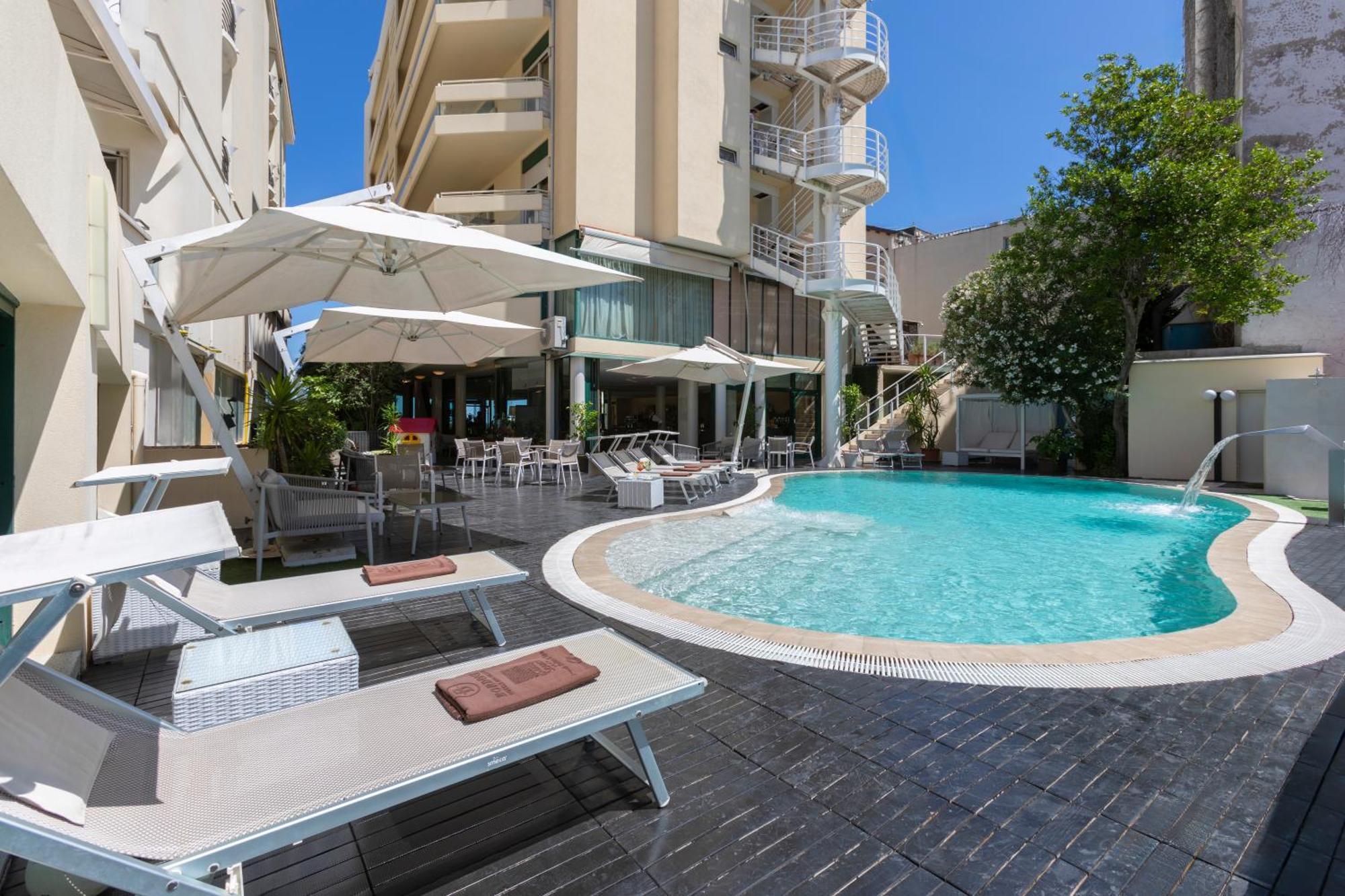 Park Hotel Cattolica Esterno foto